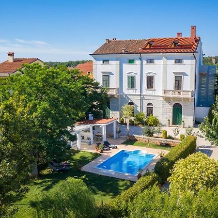 Villa Vigneri Новиград Екстериор снимка