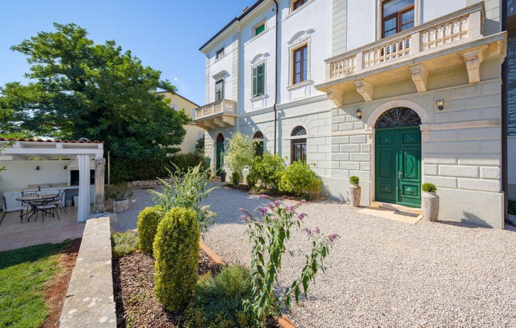 Villa Vigneri Новиград Екстериор снимка