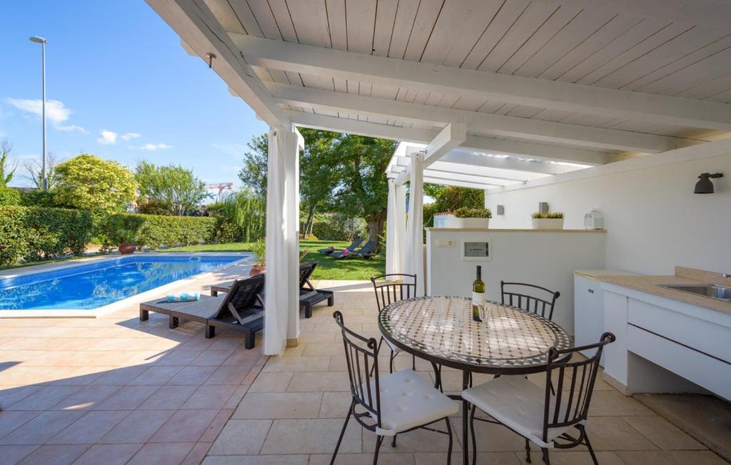 Villa Vigneri Новиград Екстериор снимка